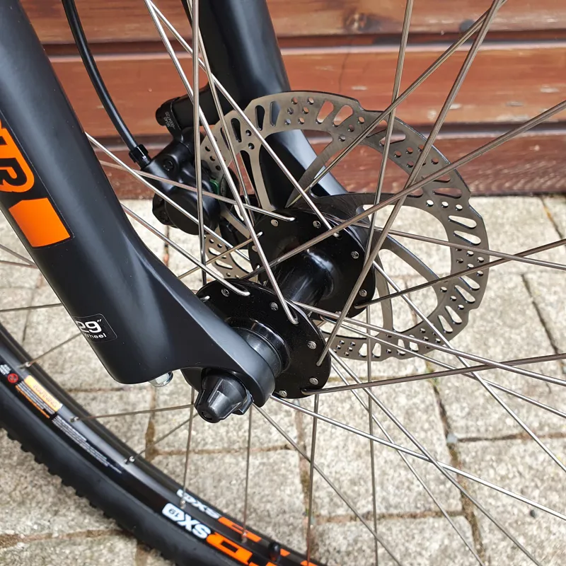 2023 GT Aggressor Expert Mountain Bike in Grey